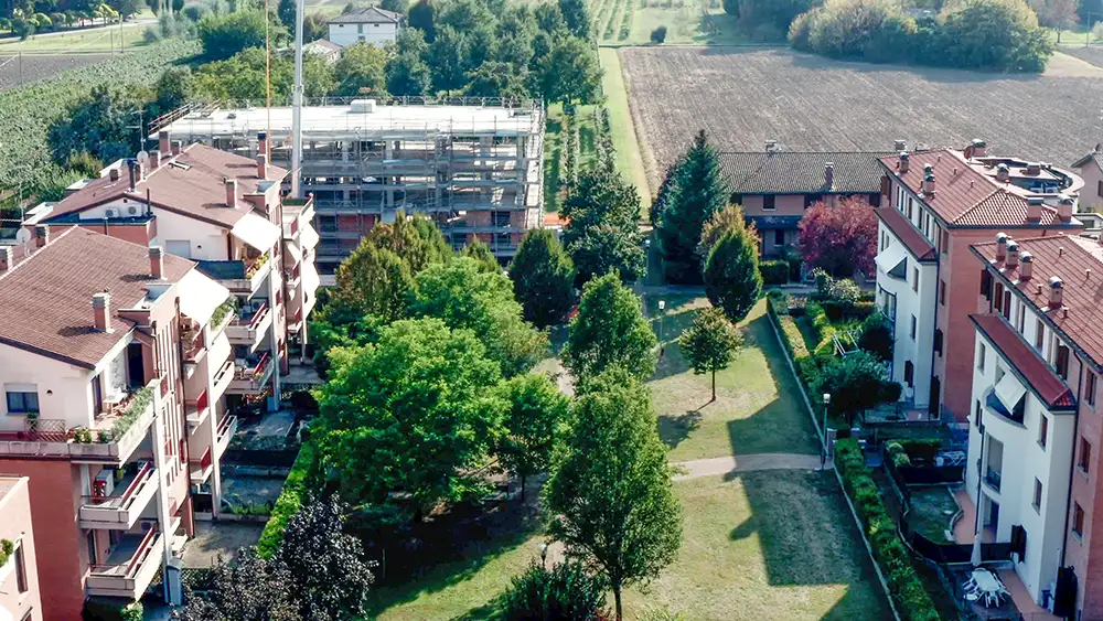 Residenza Lunigiana vista dal Parco di Via Cuneo